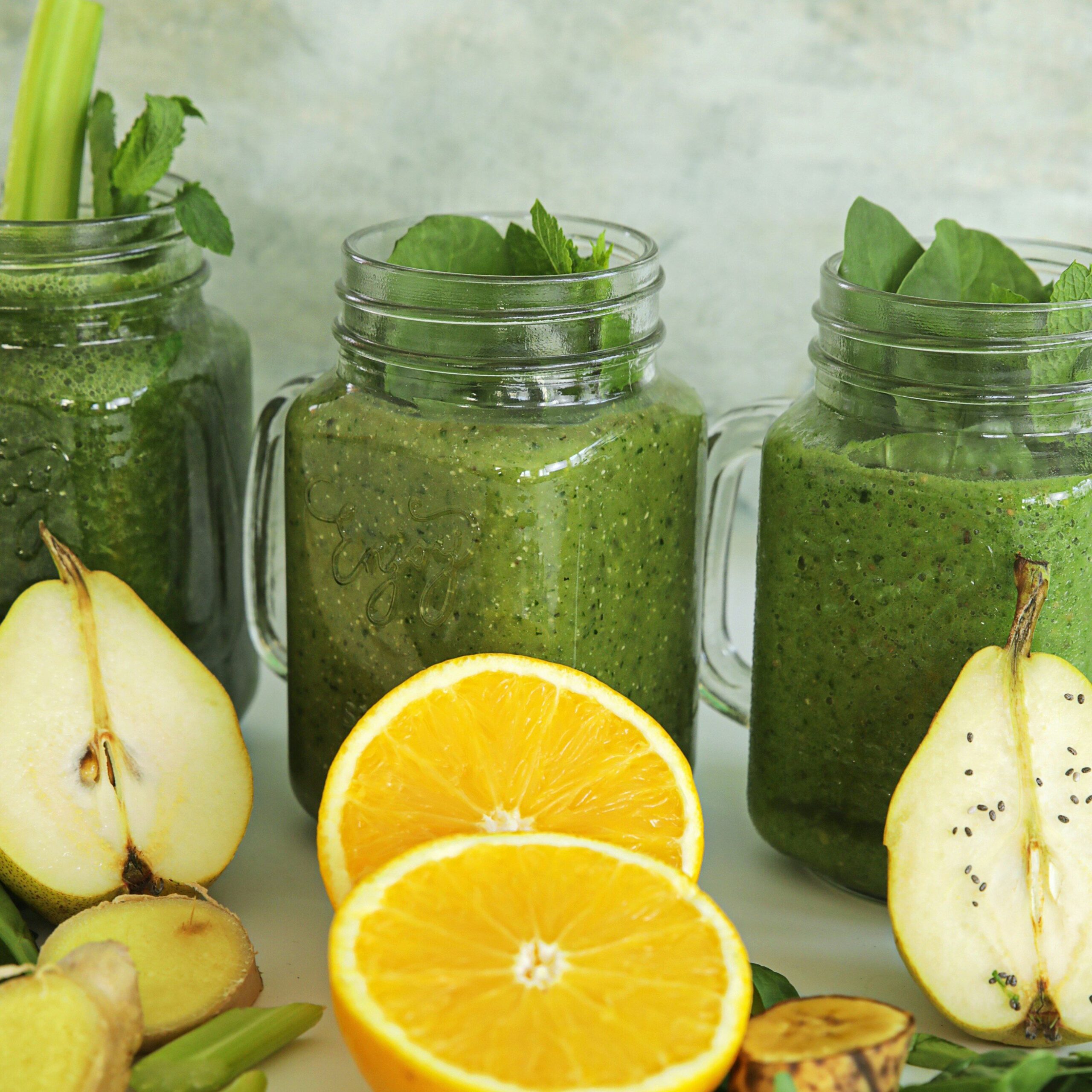 Glowing skin smoothie